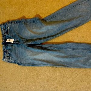 Brand new mom jeans from American eagle